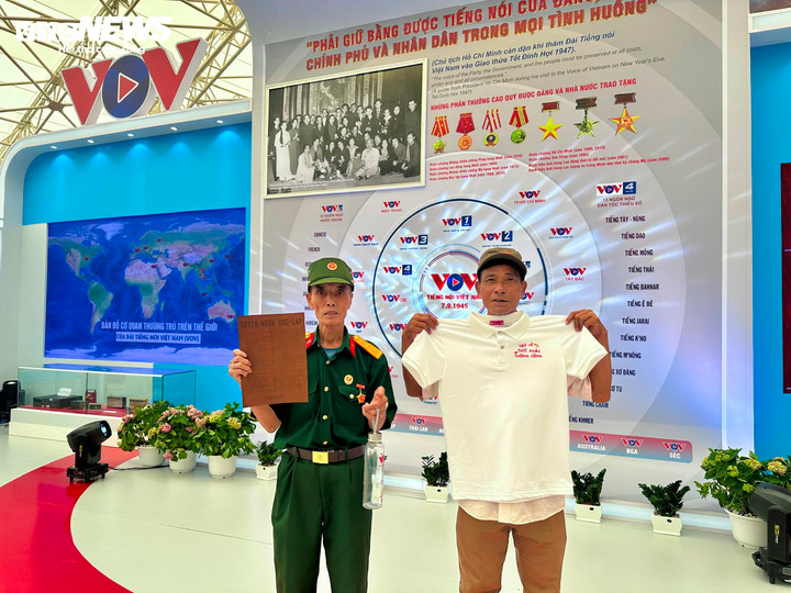 Cựu chiến binh tặng đồng đội quà đặc biệt của 'Trở về thời khắc thiêng liêng' - 5