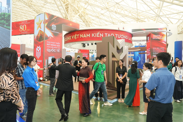 Masterise Group chào đón quý khách đến tham quan, trải nghiệm và cùng lan tỏa khát vọng cùng Việt Nam kiến tạo tương lai bền vững trong kỷ nguyên vươn tầm.