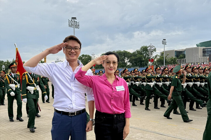 BTV Hoài Anh và BTV Hữu Bằng đảm nhận đọc thuyết minh lễ diễu binh, diễu hành kỷ niệm 80 năm Quốc khánh tại Quảng trường Ba Đình ngày 2/9.