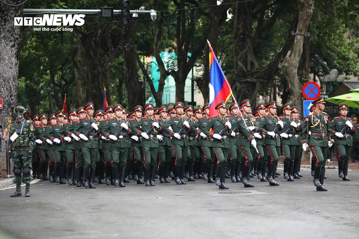 Khối Quân đội Nhân dân Lào.