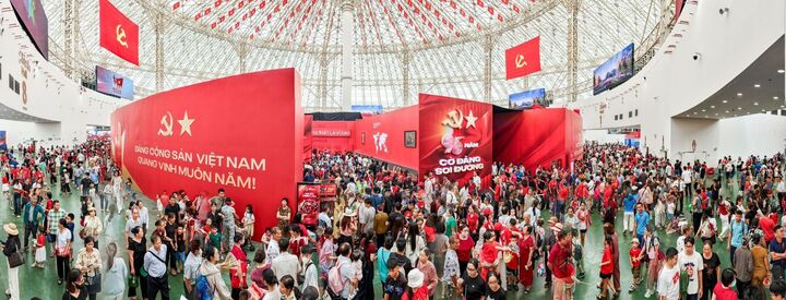 'Chạm đỉnh' cảm xúc với 'đại tiệc trải nghiệm' tại Trung tâm Triển lãm Việt Nam - 8