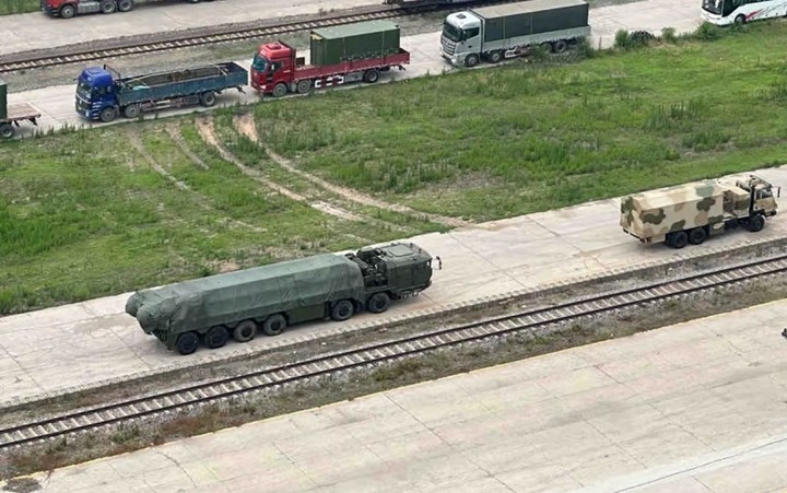 Bệ phóng tên lửa HQ-29. Ảnh Defence Blog