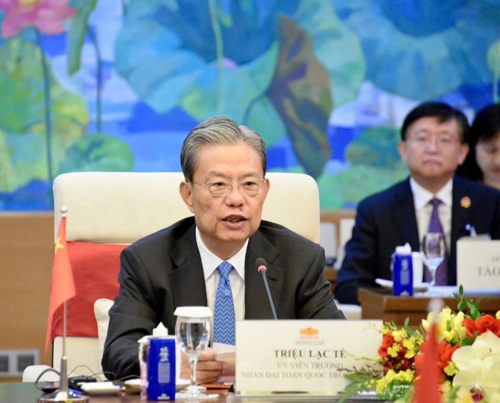 Ủy viên trưởng Nhân đại toàn quốc Trung Quốc Triệu Lạc Tế phát biểu.