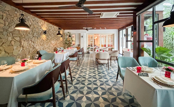 Nhiều nhà hàng, quán cà phê ở TP.HCM bất ngở vắng khách trước thềm 2/9