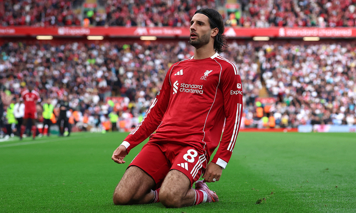 Szoboszlai giúp Liverpool đánh bại Arsenal. (Ảnh: Reuters)
