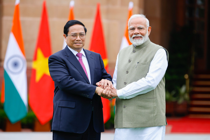Thủ tướng Ấn Độ Narendra Modi và Thủ tướng Phạm Minh Chính. (Ảnh: Báo Chính phủ)