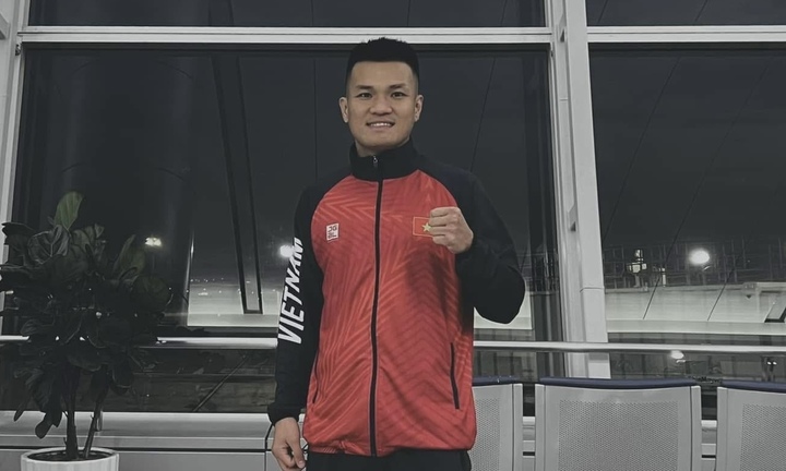 Võ sĩ Bùi Phước Tùng là quân nhân hàm Đại uý.