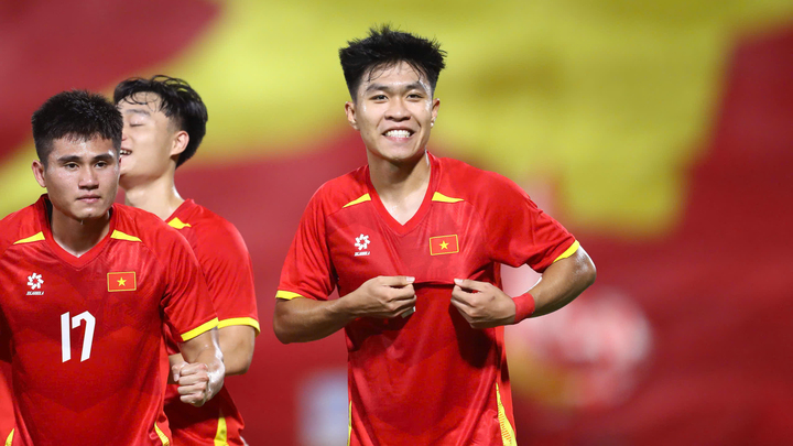 U23 Việt Nam thắng U23 Bangladesh ở trận ra quân.