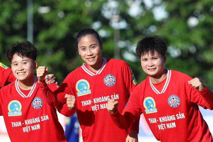 Than KSVN hòa Thái Nguyên T&T.