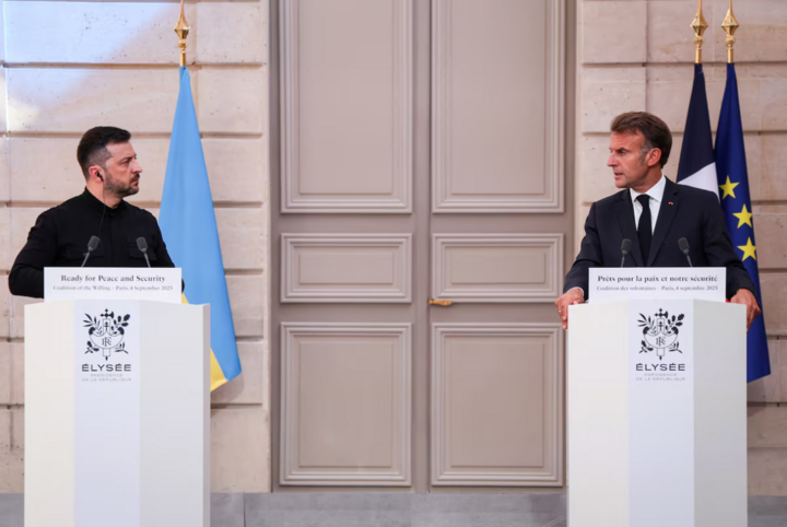 Tổng thống Ukraine Zelensky và Tổng thống Pháp Emmanuel Macron trong buổi họp báo sau Hội nghị thượng đỉnh Liên minh thiện chí ngày 4/9. (Ảnh; Reuters)
