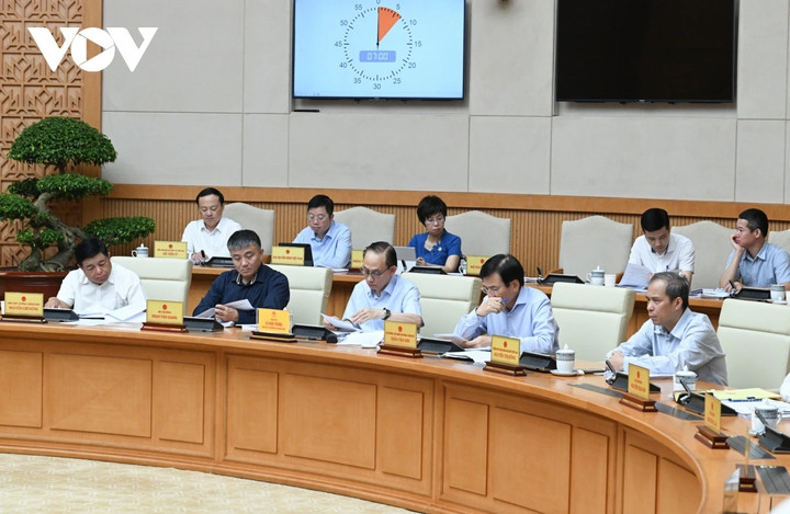 Các đại biểu dự phiên họp.