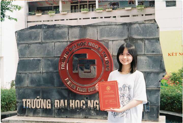 Theo Minh Hạnh, động lực học tập trước hết đến từ chính bản thân. (Ảnh: NVCC)