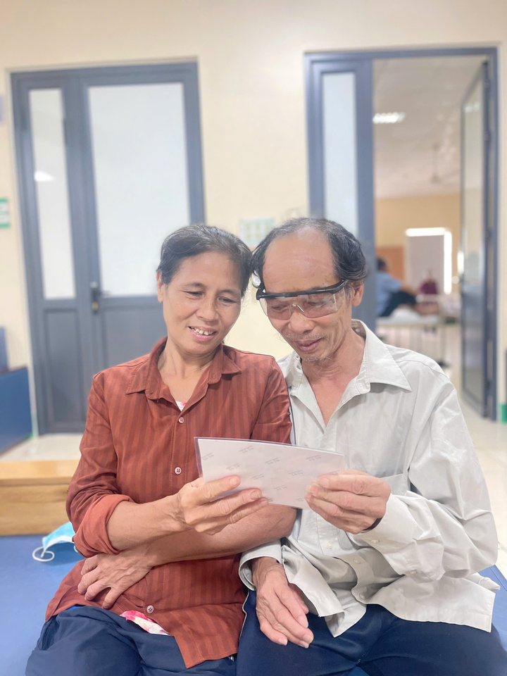 Ông Hoàng Văn Dũng – bệnh nhân điều trị đục thủy tinh thể tại Bệnh viện Đa Khoa Sài Gòn Hà Tĩnh.