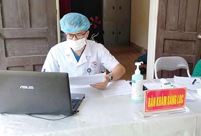 Bác sĩ Tài thời điểm công tác ở trạm vùng 135 xã Châu Lộc.