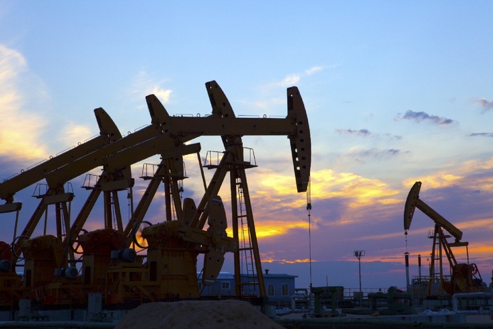 Giá xăng dầu hôm nay 10/9: Tiếp đà tăng