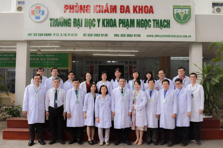 Trường Đại học Y khoa Phạm Ngọc Thạch công khai bảng lương hàng tháng của từng lãnh đạo, cán bộ, giảng viên, nhân viên, người lao động.