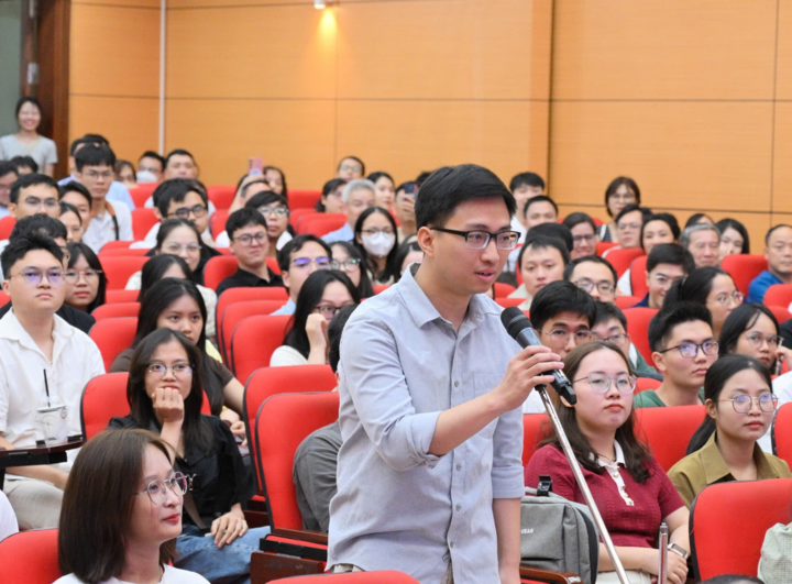 Vũ Ngọc Duy - thủ khoa kỳ thi bác sĩ nội trú của trường Đại học Y Hà Nội lựa chọn chuyên ngành Sản phụ khoa. (Ảnh: Nhà trường)