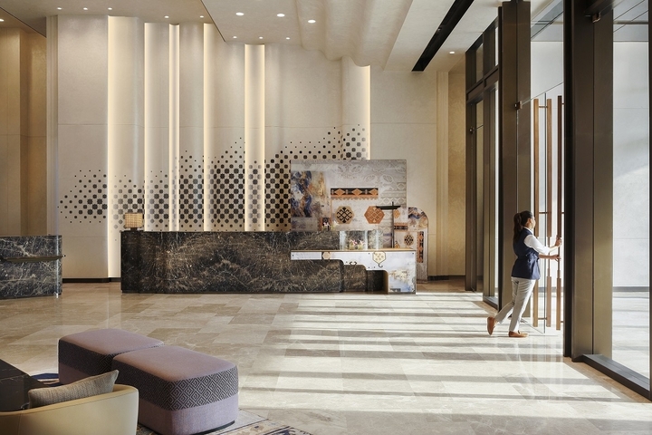 Do lịch sử địa chấn của Nepal, Hilton được thiết kế với mục tiêu cốt lõi là khả năng phục hồi. Tòa tháp bao gồm các bức tường chịu lực và hệ thống giảm chấn để chống chịu động đất. (Ảnh: Hoteldesigns)
