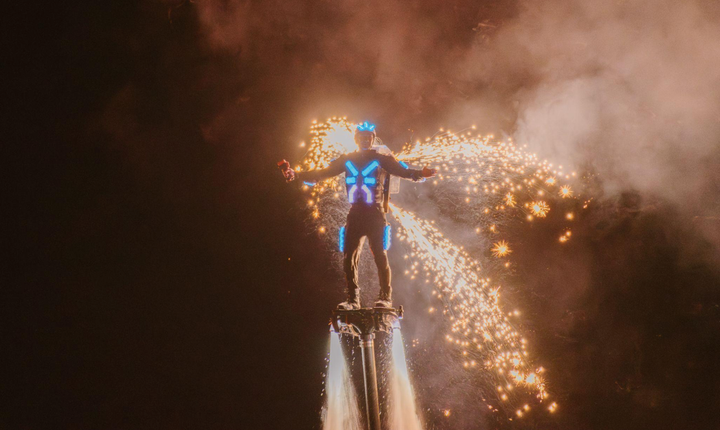 Những quán quân, á quân flyboard thế giới sẽ trở lại Phú Quốc trong mùa 2, mang đến những màn trình diễn mãn nhãn.