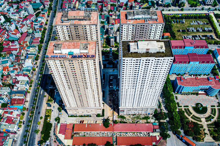 Vào tháng