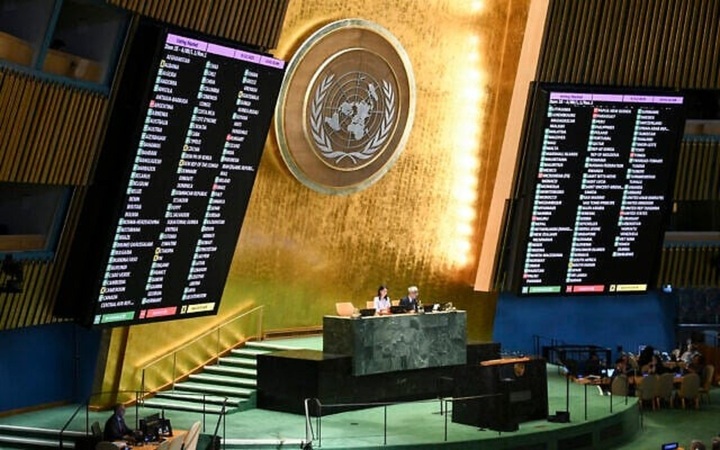 Liên hợp quốc thông qua nghị quyết kêu gọi thành lập nhà nước Palestine.