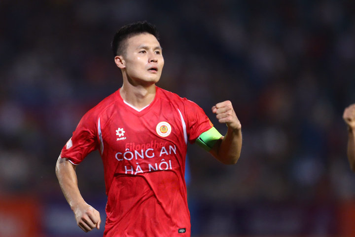 CLB Công an Hà Nội không có Nguyễn Quang Hải ở trận gặp Beijing Guoan.