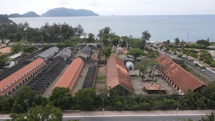 Hệ thống nhà tù Côn Đảo nhìn từ trên cao, nơi trước đây từng giam giữ khoảng 200.000 người tù là chiến sĩ cách mạng yêu nước. (Ảnh: Lưu Sơn)