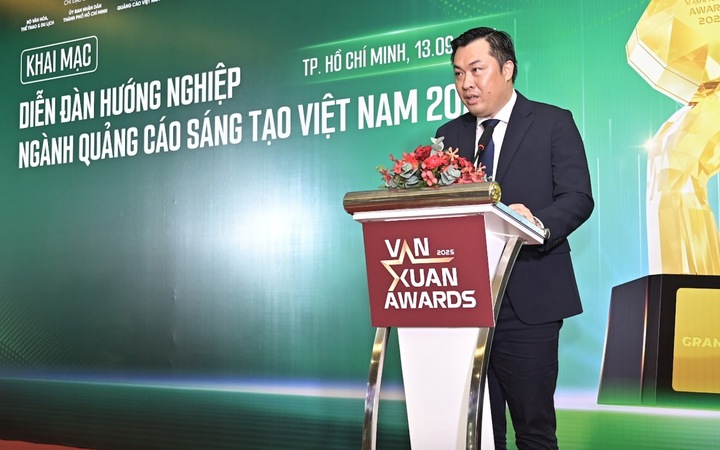 លោក Cao Van Chong អនុប្រធានមន្ទីរវប្បធម៌ និងកីឡាទីក្រុងហូជីមិញ ថ្លែងក្នុងពិធីនេះ។