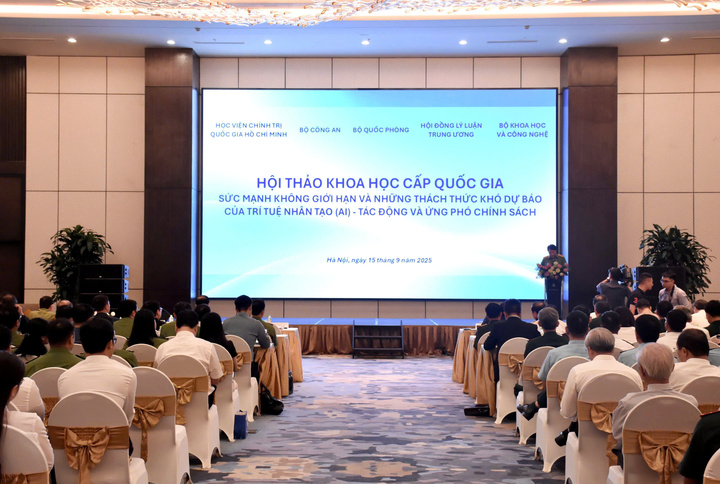 Toàn cảnh Hội thảo khoa học “Sức mạnh không giới hạn và những thách thức khó dự báo của trí tuệ nhân tạo (AI) - Tác động và ứng phó chính sách. (Ảnh: Thùy Linh)
