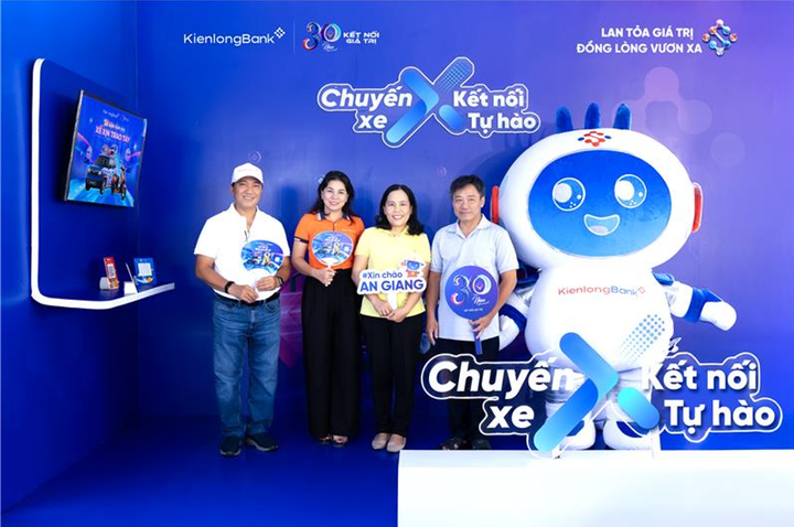 Kỷ niệm 30 năm KienlongBank: 'Chuyến xe X' khởi động hành trình 'Kết nối tự hào' - 4