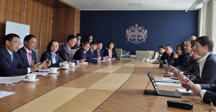 Phái đoàn Bộ Tài chính sang London, bàn về nâng hạng chứng khoán Việt Nam