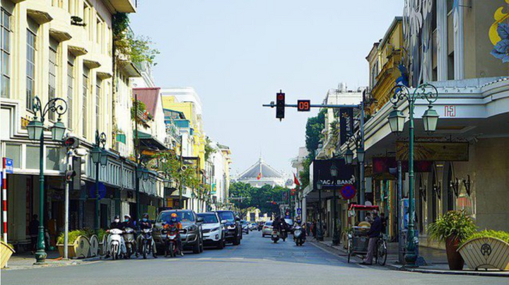 Không chỉ phố cổ, nhà mặt đường 1 tỷ đồng/m² xuất hiện la liệt ở Hà Nội