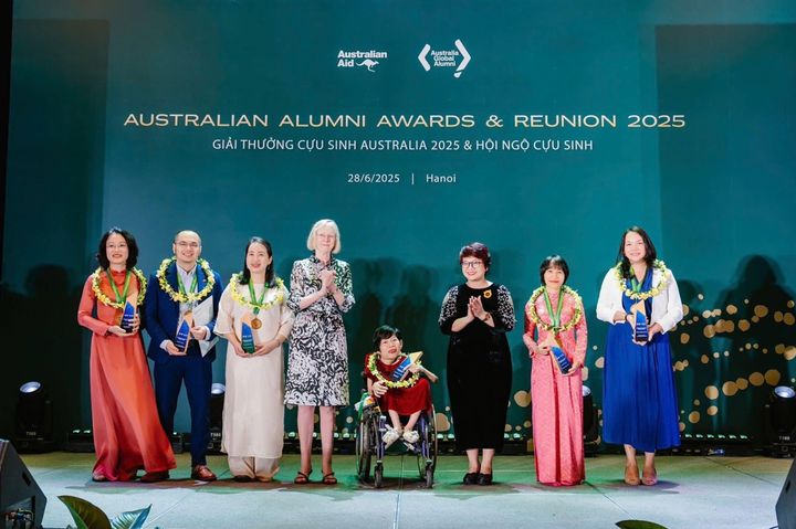 6 cựu sinh đạt giải thưởng cựu sinh Australia năm nay.