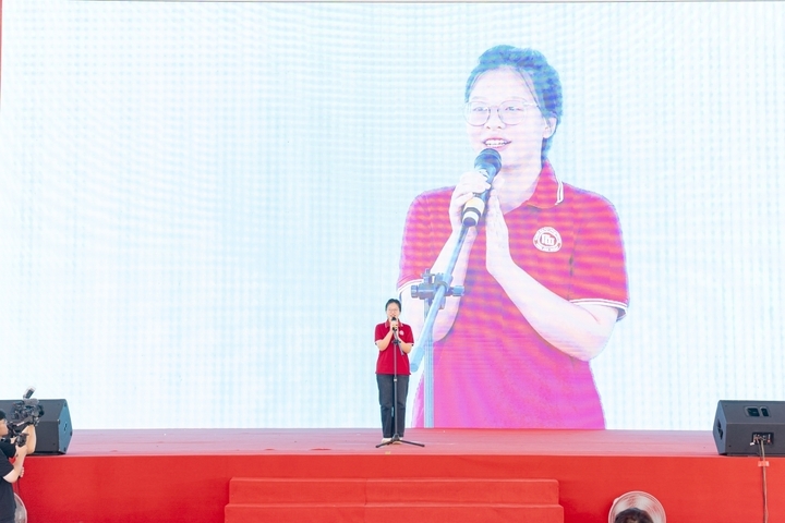 Thủ khoa Trường Đại học Ngoại thương Nguyễn Diệu Linh.