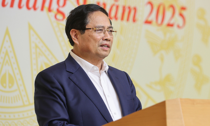 Thủ tướng phê bình 29 bộ ngành và 12 địa phương giải ngân đầu tư công thấp