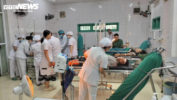 3 nạn nhân bị thương nặng đang được điều trị tích cực tại Bệnh viện Đa khoa Quảng Trị.