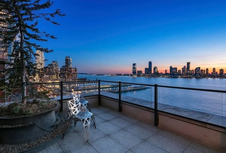 Các căn hộ ven sông Hudson tại New York, Mỹ có giá trị cao và được giới thượng lưu săn đón. (Ảnh: Cityrealty)