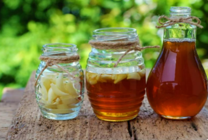 6 lý do bạn nên uống tỏi ngâm mật ong thường xuyên