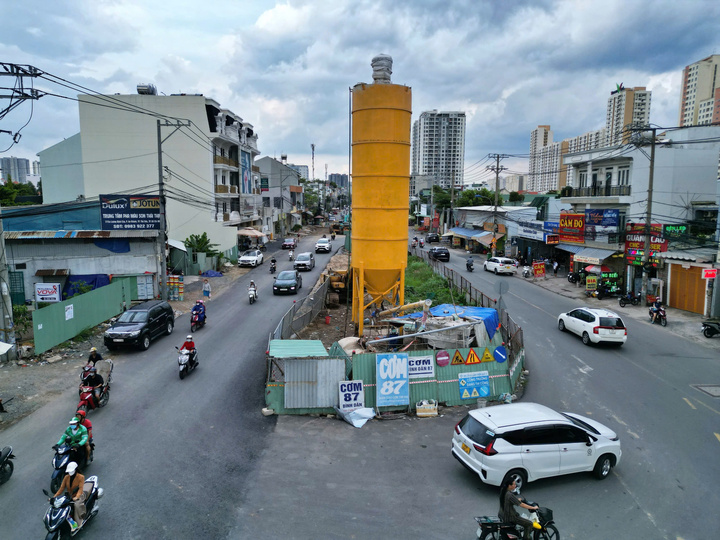 Ban Giao thông TP.HCM lý giải loạt dự án chậm tiến độ gần 10 năm