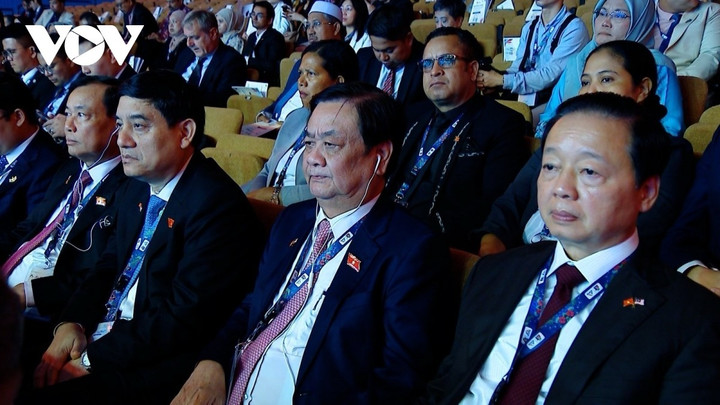 Đoàn đại biểu cấp cao Quốc hội Việt Nam dự AIPA-46