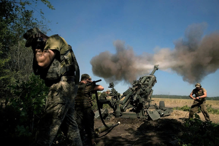 Nga liên tục thực hiện nhiều đợt tấn công vào Ukraine. (Ảnh: Reuters)