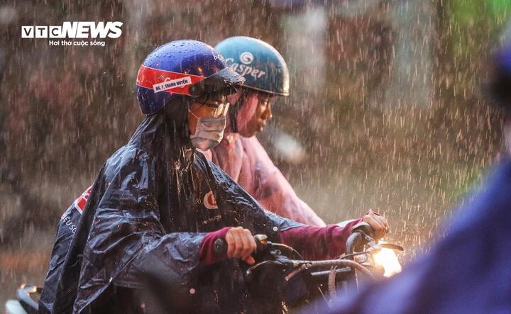 Từ đêm 21/9, miền Bắc cục bộ mưa to đến rất to. (Ảnh minh họa: Ngô Nhung)
