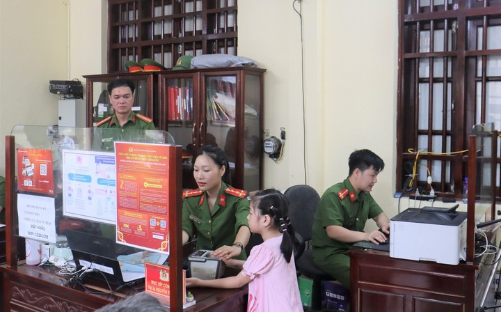 Cách làm thẻ căn cước trên ứng dụng VNeID cho người dưới 14 tuổi