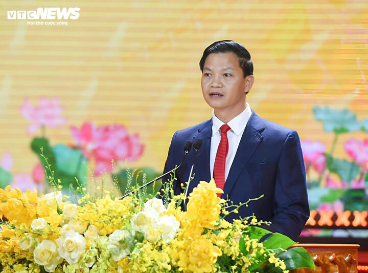 Ông Vương Quốc Tuấn, Chủ tịch UBND tỉnh Bắc Ninh phát biểu tại Đại hội.