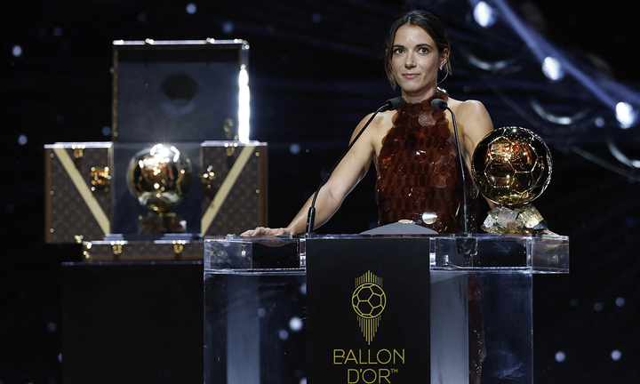 Quả bóng vàng nữ thuộc về Aitana Bonmati. Cô cũng là chủ nhân Quả bóng vàng và FIFA The Best trong 2 năm 2023, 2024. (Ảnh: Reuters)
