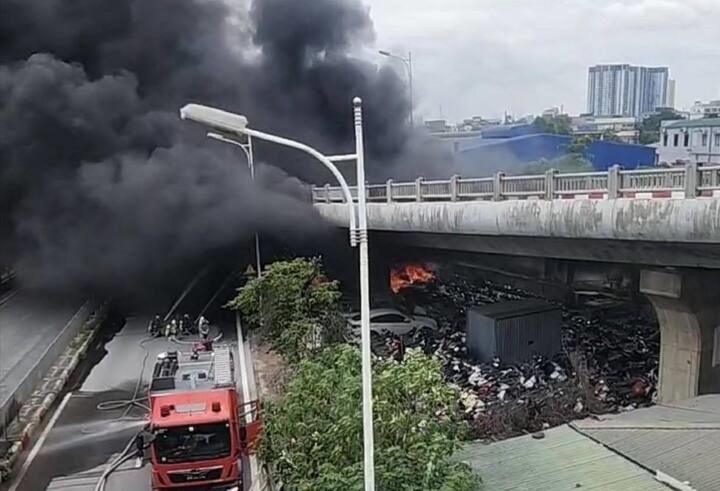 Bộ Xây dựng báo cáo Thủ tướng về vụ cháy dưới gầm cầu Vĩnh Tuy