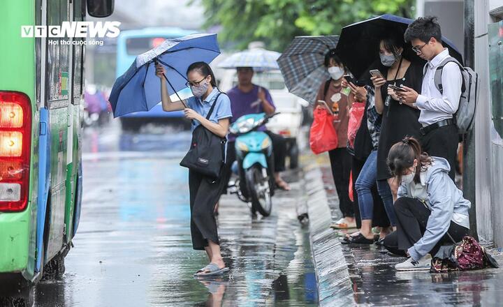 Dự báo thời tiết ngày 27/9, từ Nghệ An đến TP. Đà Nẵng và khu vực cao nguyên Trung Bộ cũng xuất hiện mưa rào, dông rải rác, có nơi mưa to đến rất to. (Ảnh minh hoạ: Ngô Nhung)