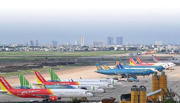 Sau hơn 3 tuần mở bán, giá vé máy bay Tết Nguyên đán nhiều chặng quay đầu giảm mạnh. (Ảnh: Cục hàng không).