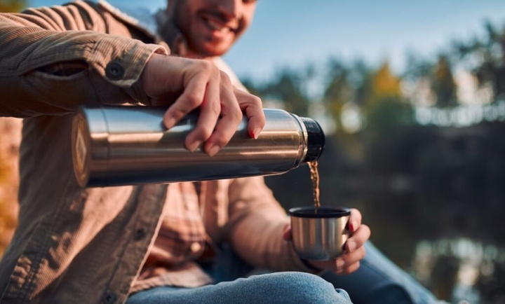 Hiểu rõ loại nước không nên đựng trong bình giữ nhiệt là vô cùng quan trọng để đảm bảo an toàn cho sức khỏe của bạn và kéo dài tuổi thọ cho sản phẩm.