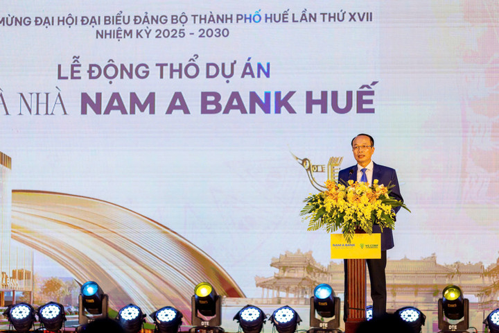 Ông Phan Quý Phương – Thành uỷ viên – Phó Chủ tịch UBND TP Huế phát biểu tại Lễ động thổ Tòa nhà Nam A Bank Huế.